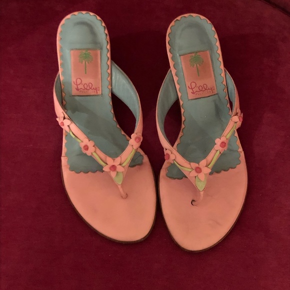 Lilly Pulitzer Shoes - Lilly Pulitzer-Vintage Sandals Flowers Pink Size 6 1/2